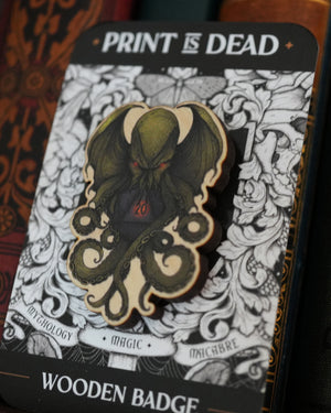 Cthulhu D20 - Wooden Pin Badge